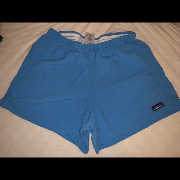 Patagonia Pants - Patagonia shorts size small